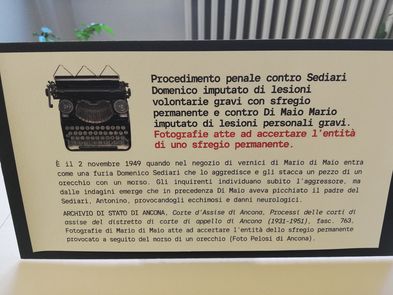Didascalia della documentazione esposta nel corso dell'evento Archivio criminale del 13 ottobre 2024.